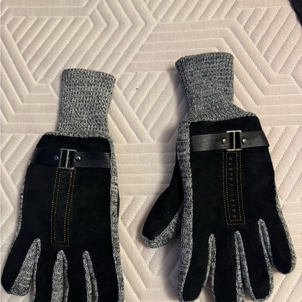 Stylish Black and Gray Men's Gloves
